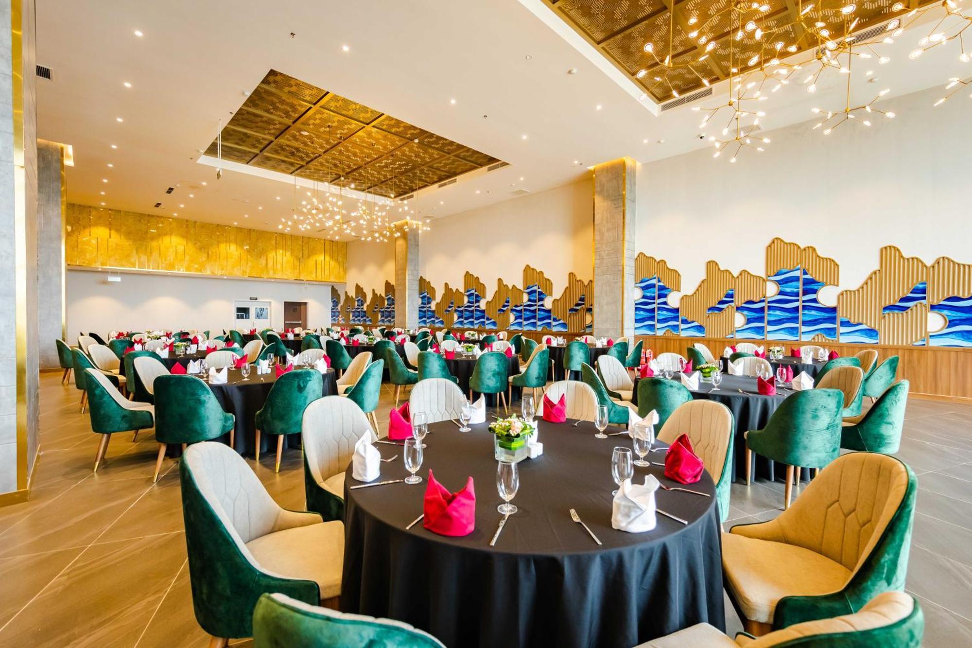 Muong Thanh Luxury Ha Long Centre II Екстериор снимка